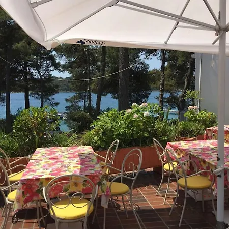 Mobile Homes Lussmarin منتزه العطل