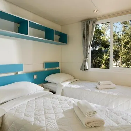Mobile Homes Lussmarin منتزه العطل *