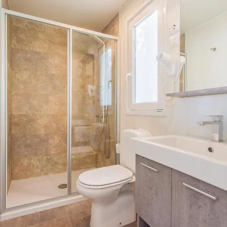 Mobile Homes Lussmarin منتزه العطل