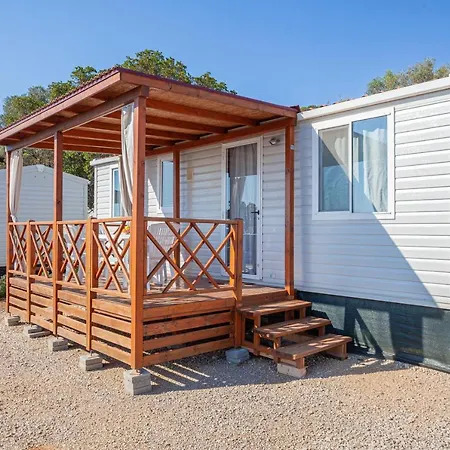 Mobile Homes Lussmarin منتزه العطل *