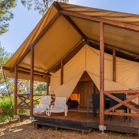 Mobile Homes Lussmarin Holiday park Mali Losinj