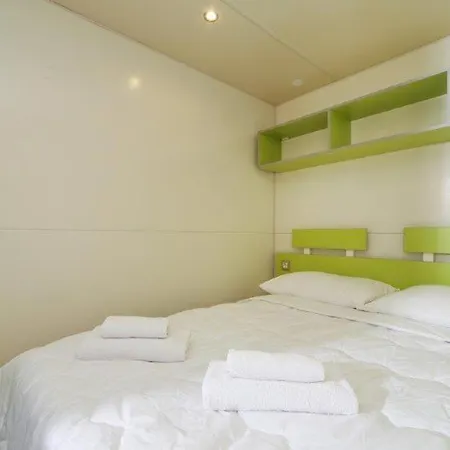 Mobile Homes Lussmarin 假日公园 *