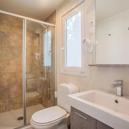 Mobile Homes Lussmarin منتزه العطل مالي لوشينغْ