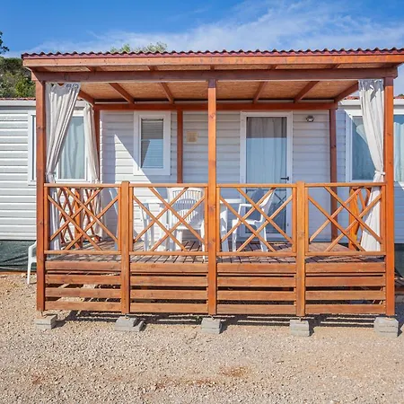 Prázdninový areál Mobile Homes Lussmarin
