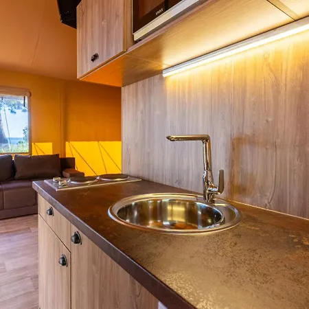Prázdninový areál Mobile Homes Lussmarin *